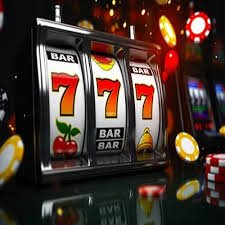ဂိမ်းလော်ဘီတွင် Baccarat Roulette Slots ဂိမ်းအမျိုးအစားများ ပြသနေသောမြင်ကွင်း